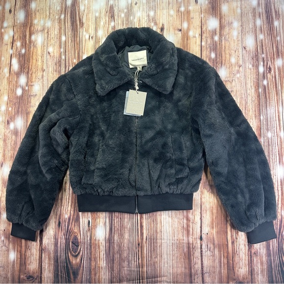 NWT Tread & Supply Teddy  Jacket Size XS - Picture 13 of 16